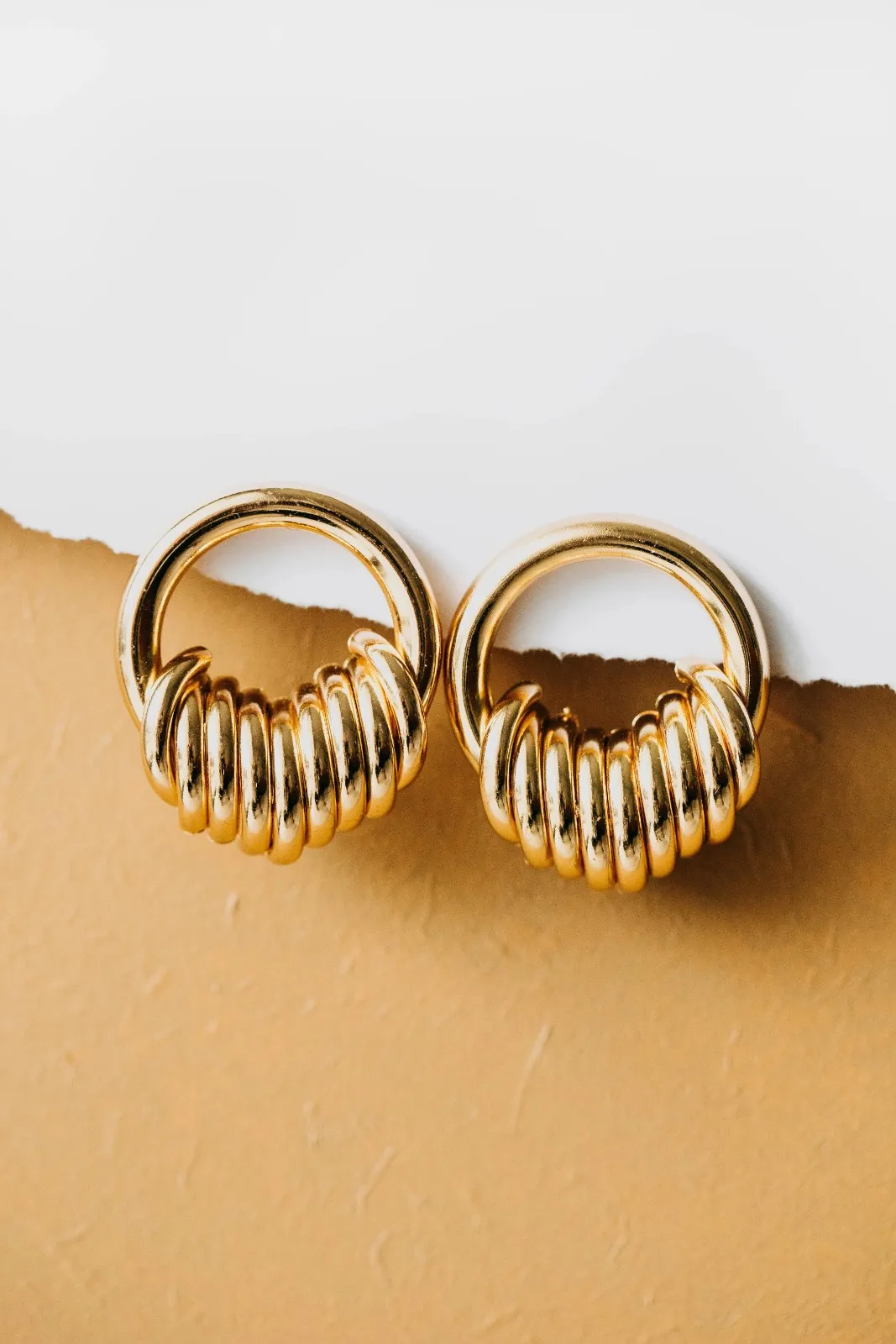 Elegant golden color earrings